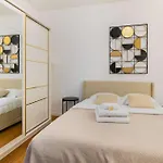 Studio Agreable Et Bien Placee - Paris 18 - 2P